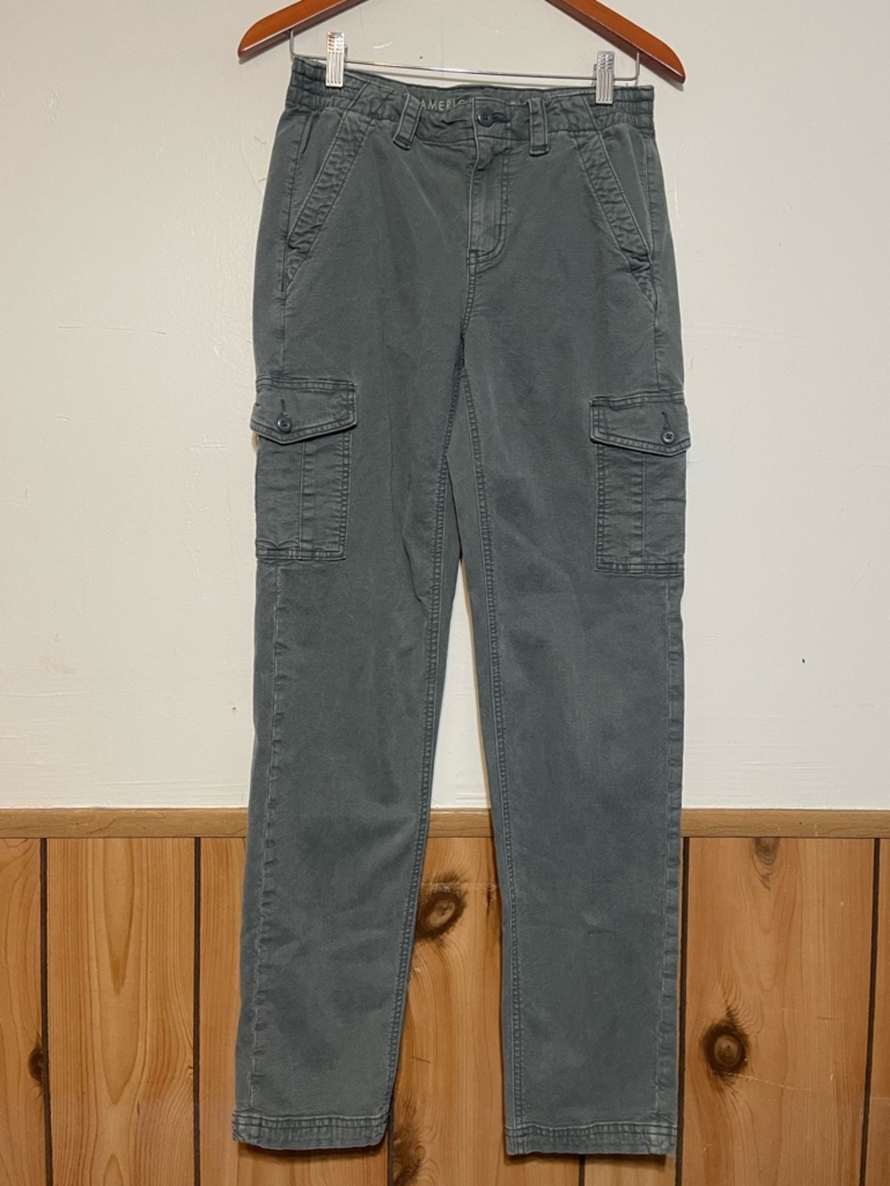 American Eagle Outfitters Straight Leg Cargo Jeans in Gray - Picture 2 of 9